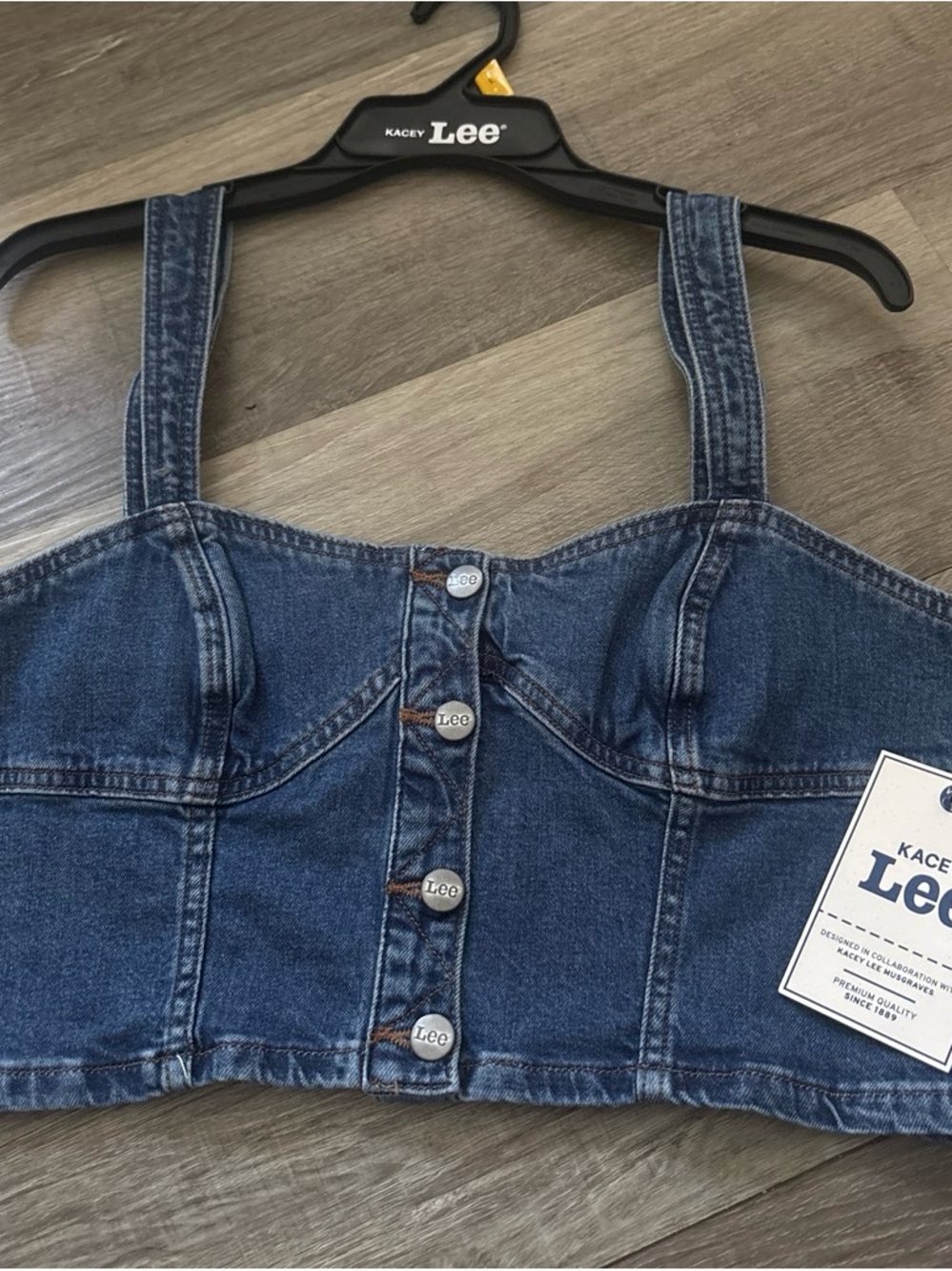 Lee Dark Blue Denim Button-Front Crop Top new with tag size L